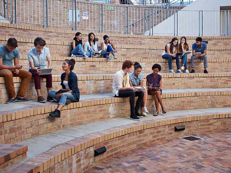 La inversión en residencias de estudiantes en España fue de 147M de € en 2023
