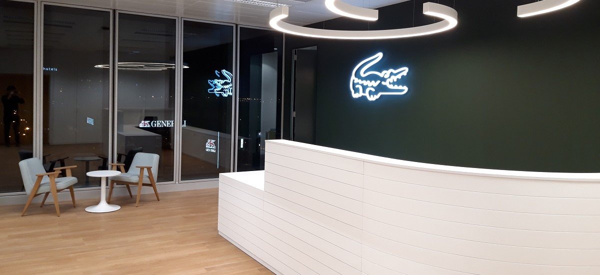 As son las nuevas oficinas de Lacoste en Barcelona